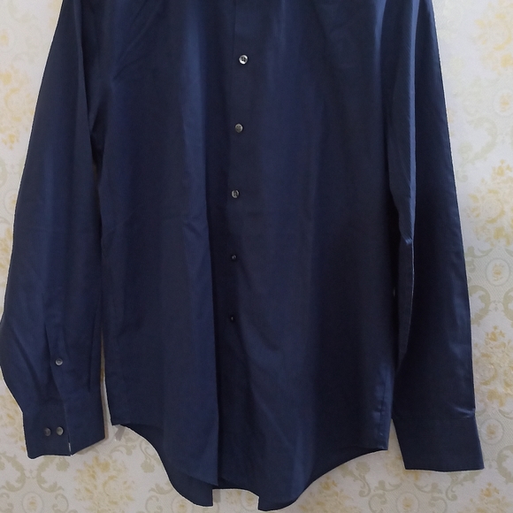 Calvin Klein - Picture 4 of 4